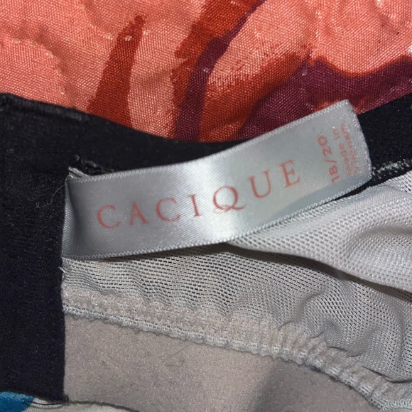 Cacique Bra 18/20 Used Condition - Picture 2 of 2